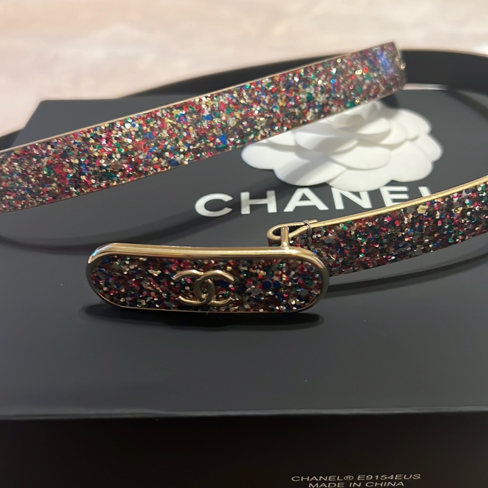 Chanel leather multicolor belt black